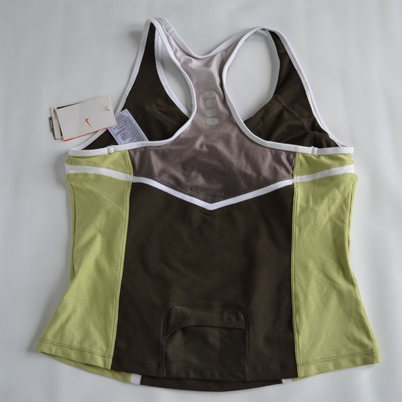 NEW Nike Women's Sport Top - Picture 2 of 2